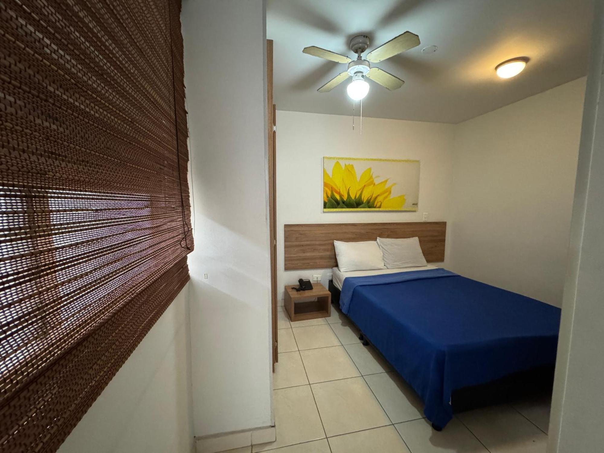 Hotel Condina 3*